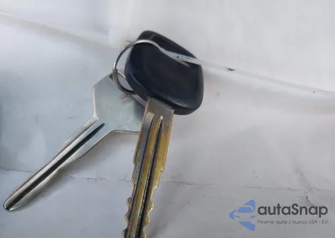 1993 Toyota Pickup 1/2 Ton Short Whlbase Stb from USA, damaged, VIN 4TARN81A6PZ117579